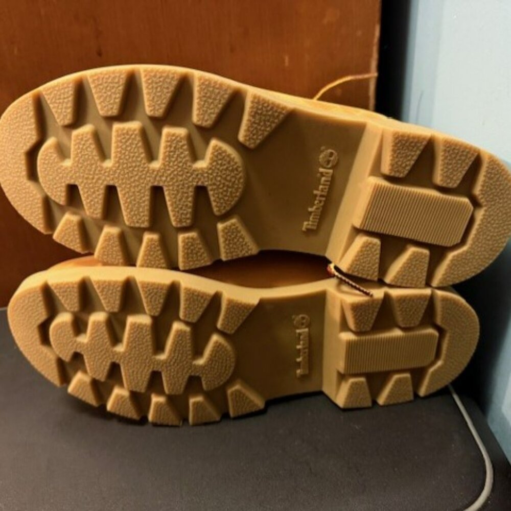 Timberland Linden Woods Bootie - NWOT - Picture 14 of 16